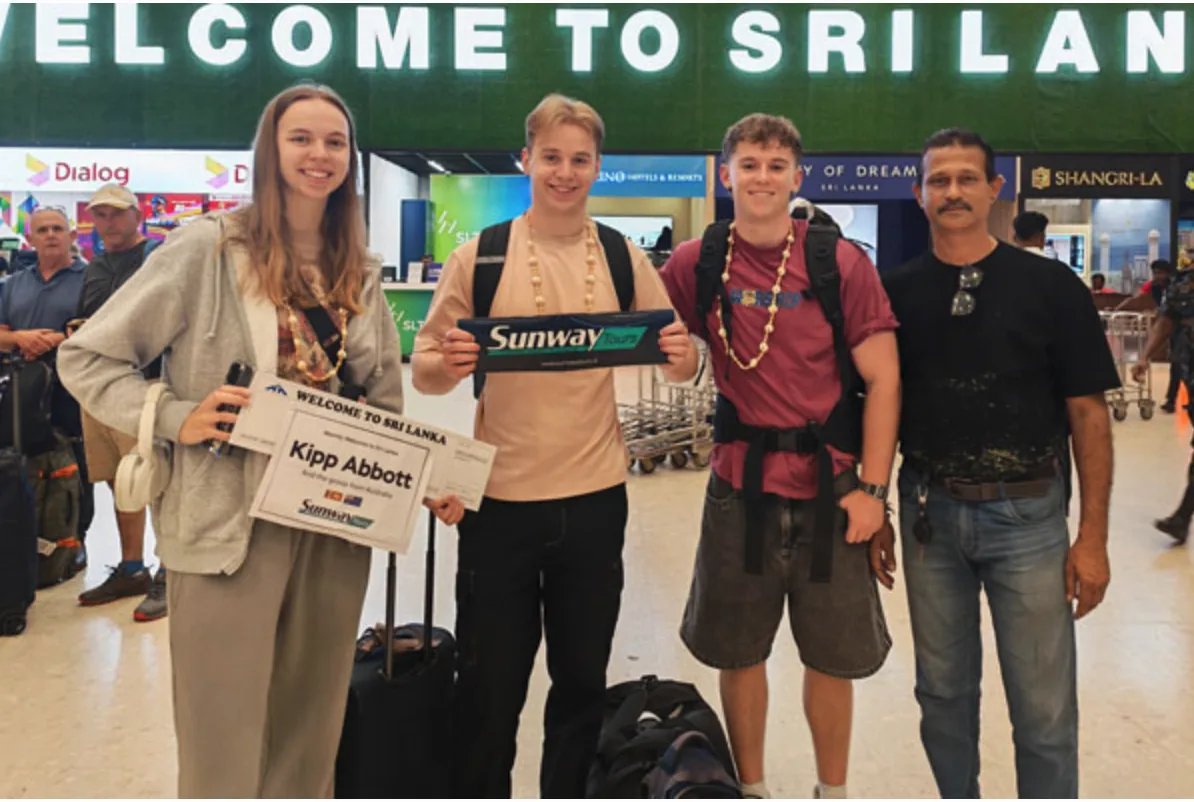 スリランカでタクシーチャーターを利用した旅行者 1